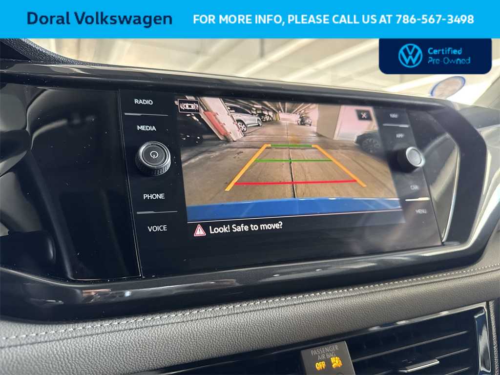 Thumbnail: 2022 Volkswagen Taos - 19