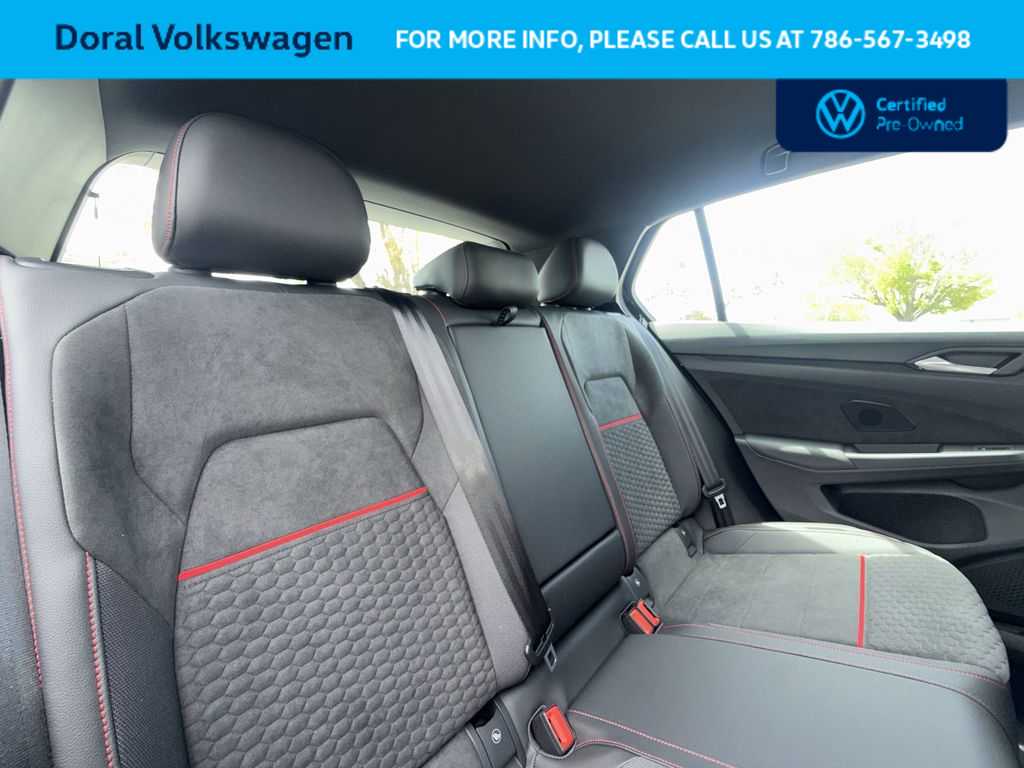 Thumbnail: 2025 Volkswagen Golf - 26