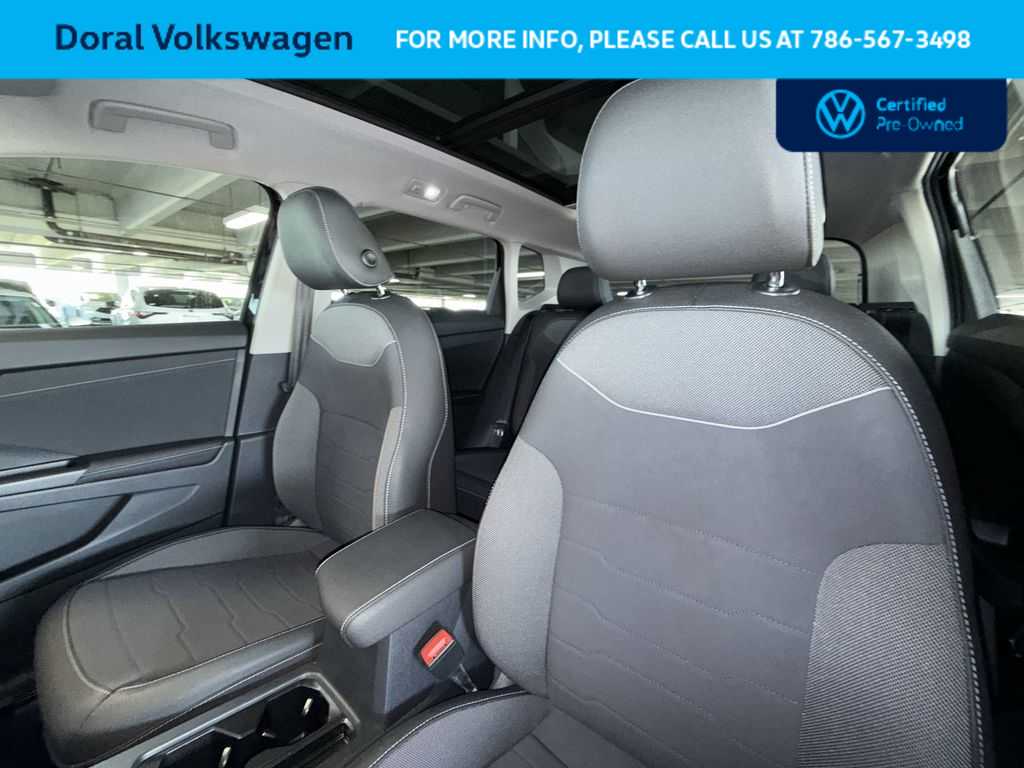 Thumbnail: 2025 Volkswagen Taos - 14