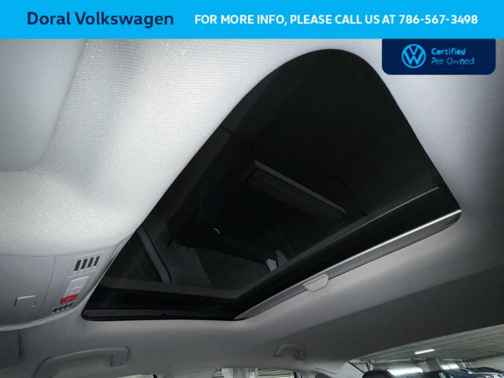 Thumbnail: 2023 Volkswagen Jetta - 17