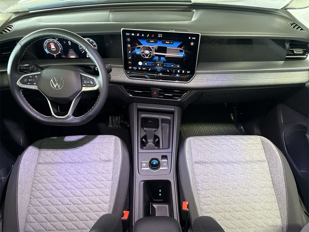 Thumbnail: 2025 Volkswagen Tiguan - 24