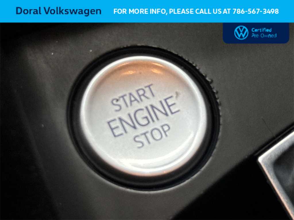 Thumbnail: 2022 Volkswagen Taos - 17