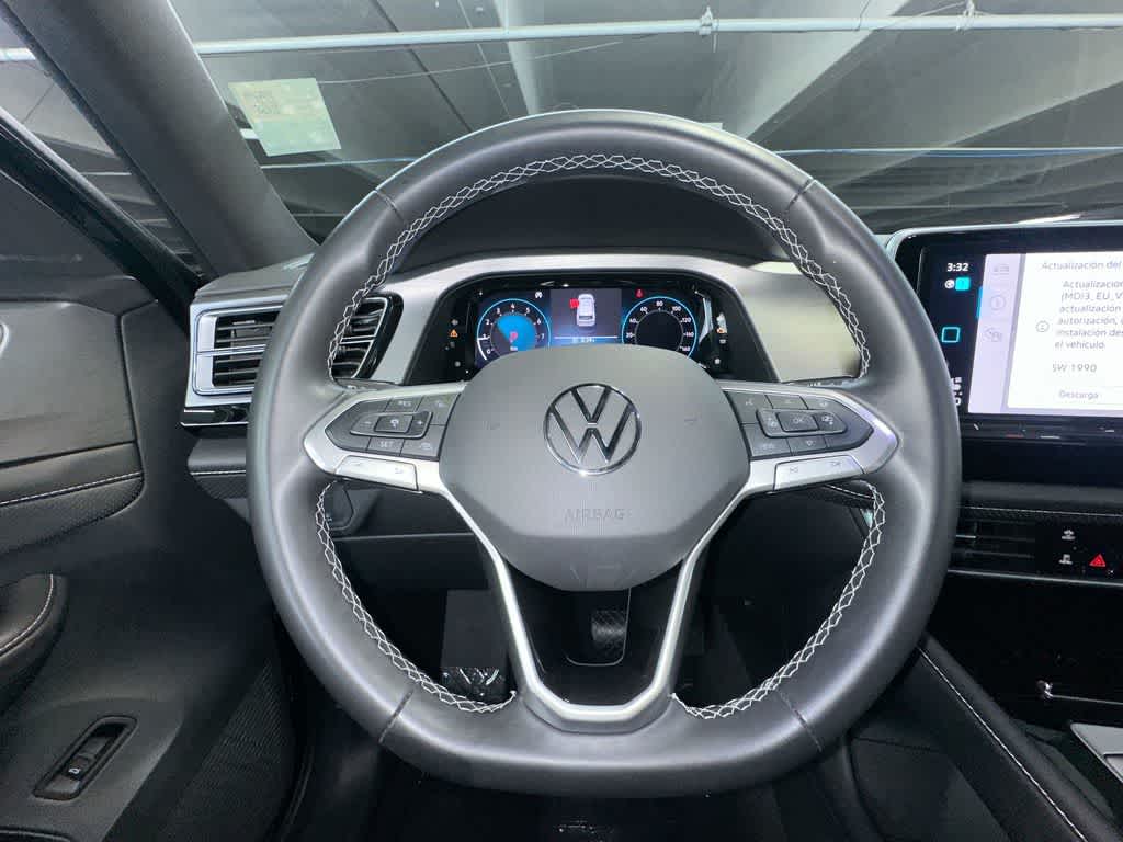 Thumbnail: 2024 Volkswagen Atlas - 15