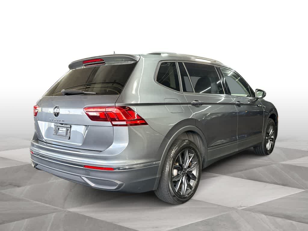 Thumbnail: 2023 Volkswagen Tiguan - 8