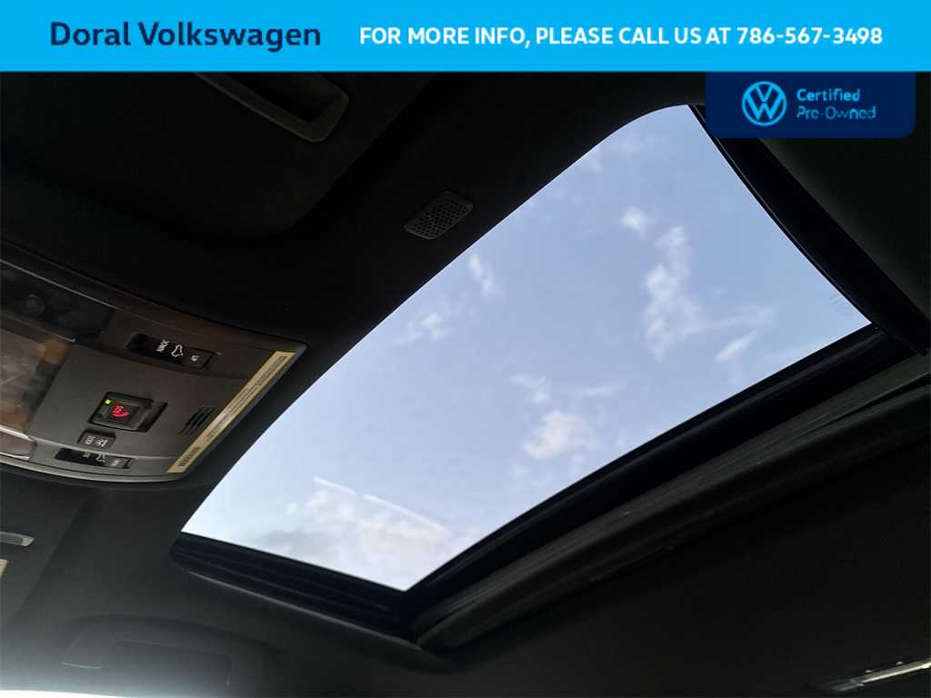 Thumbnail: 2024 Lexus IS - 17