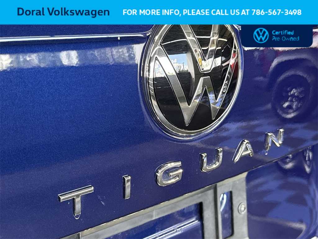 Thumbnail: 2023 Volkswagen Tiguan - 11