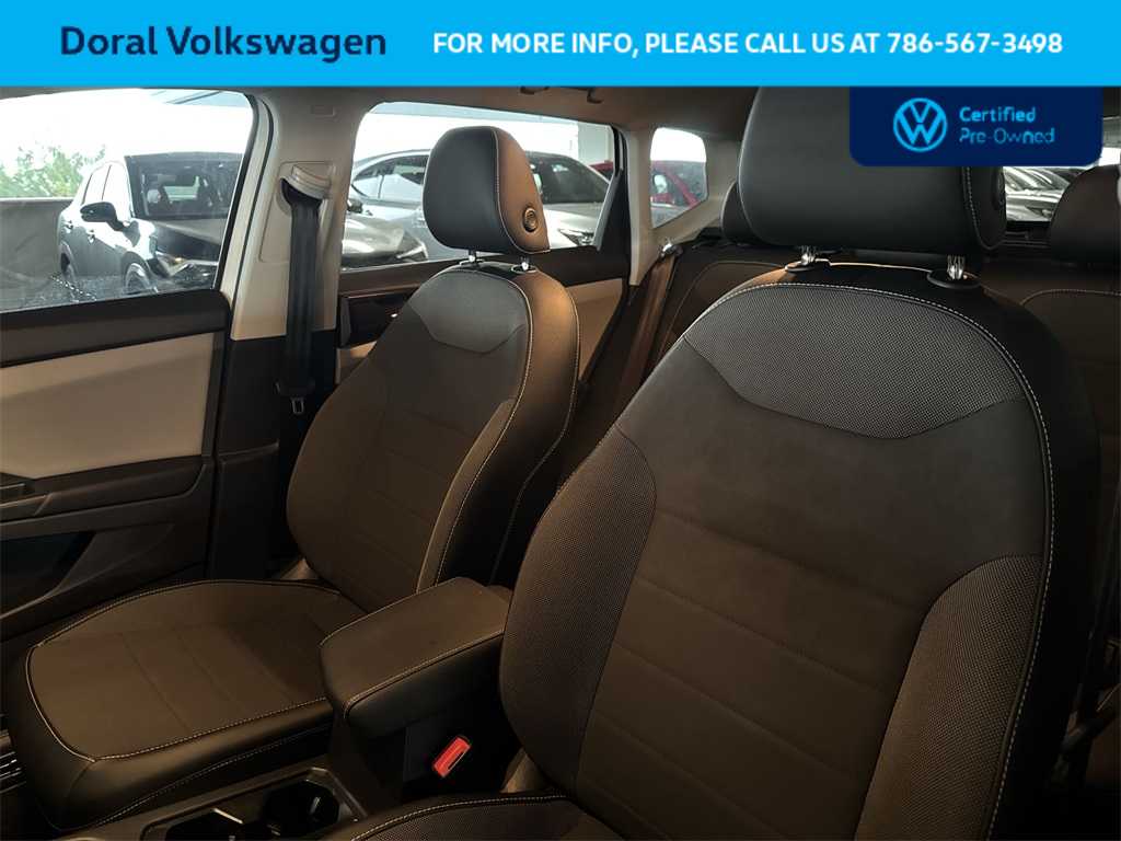Thumbnail: 2022 Volkswagen Taos - 14