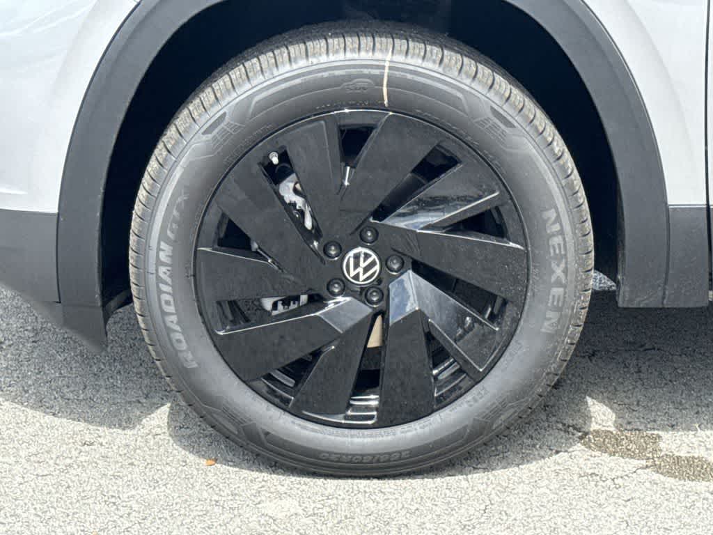 Thumbnail: 2026 Volkswagen Atlas - 11