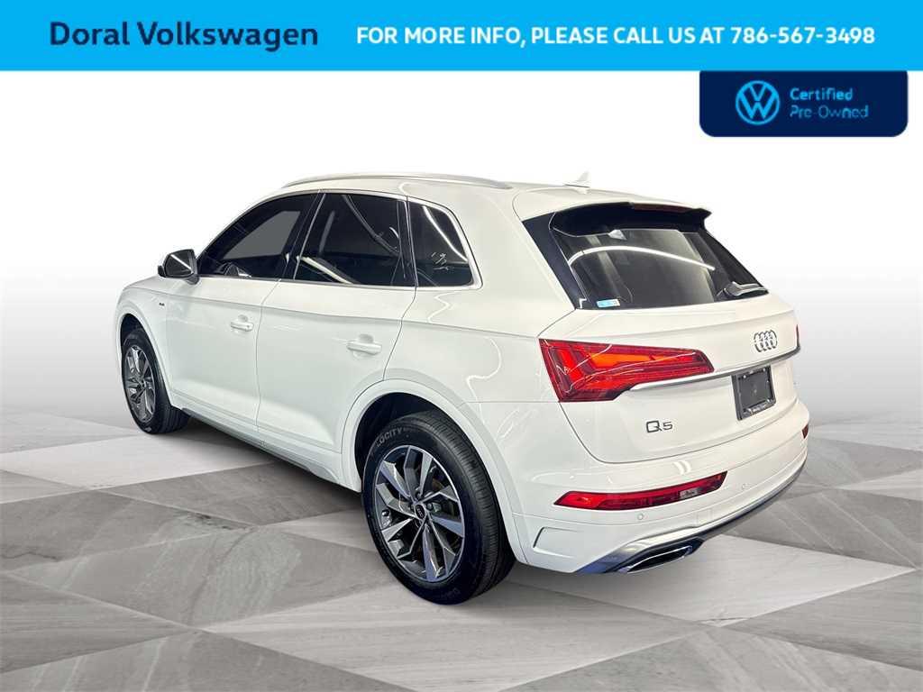 Thumbnail: 2023 Audi Q5 - 6