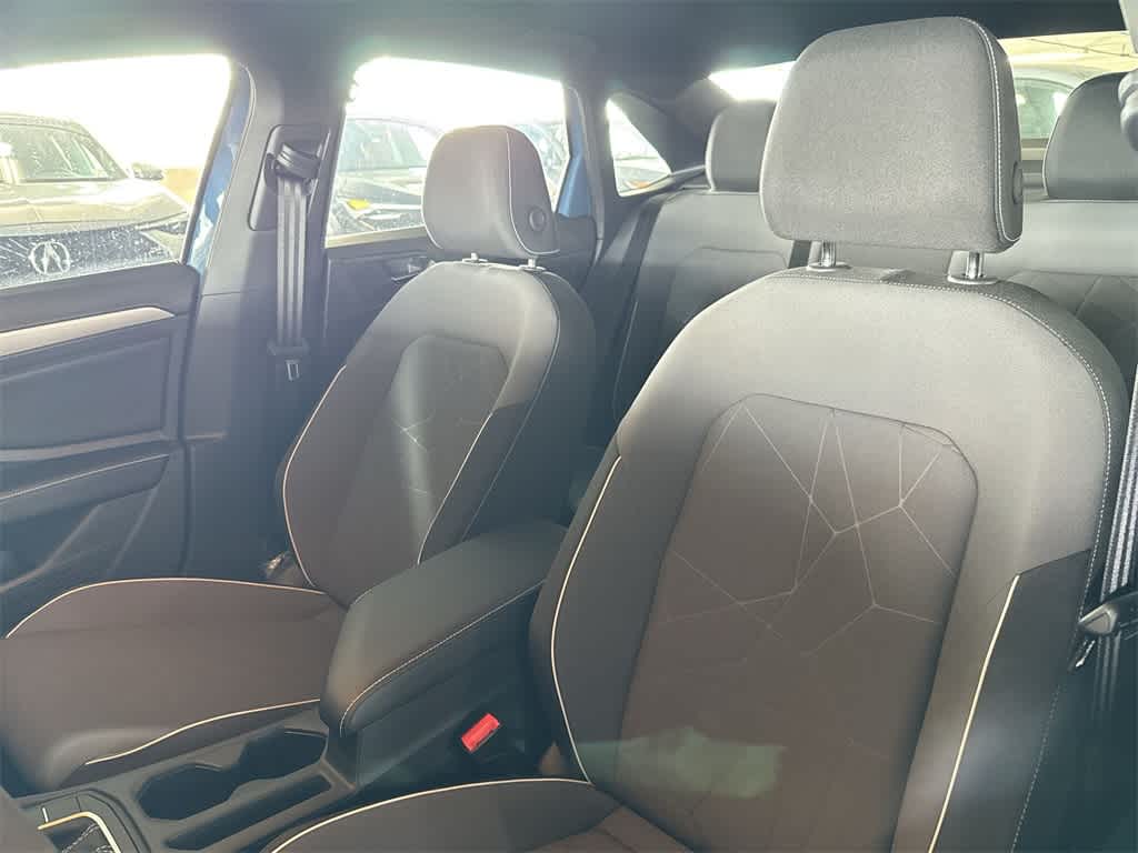 Thumbnail: 2026 Volkswagen Jetta - 14