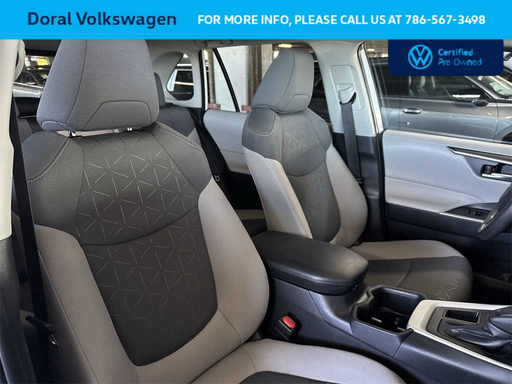 Thumbnail: 2025 Toyota RAV4 - 27