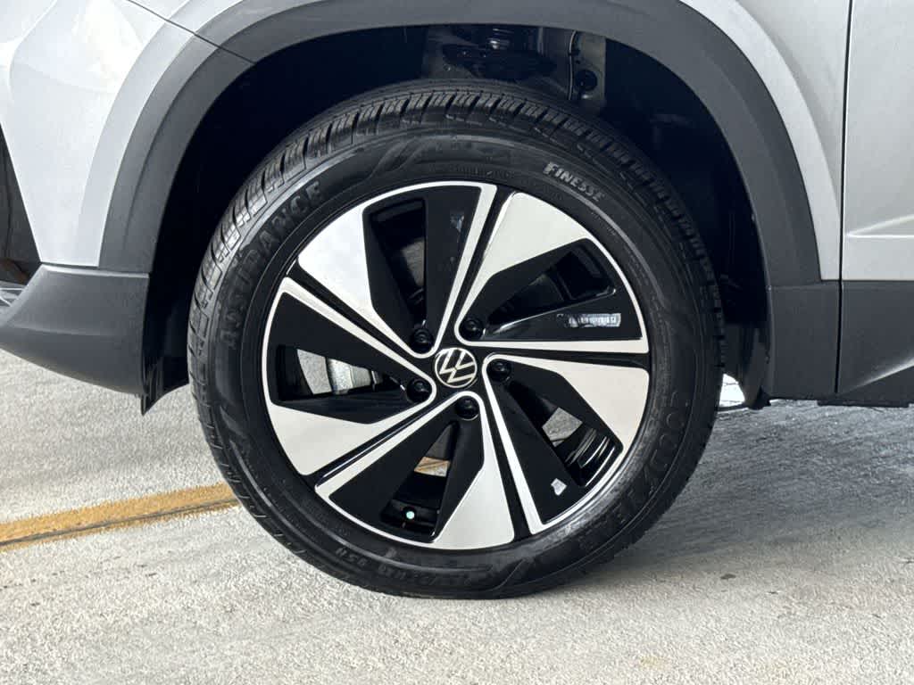 Thumbnail: 2024 Volkswagen Taos - 11
