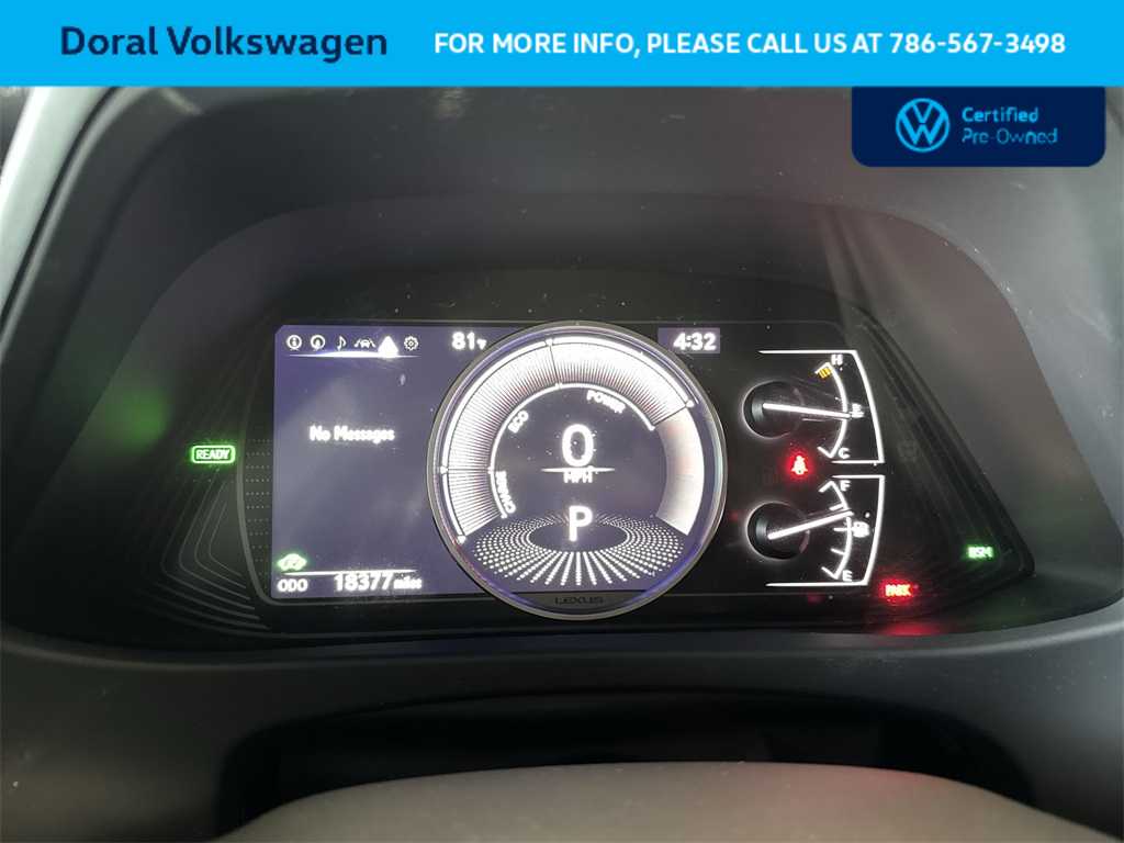 Thumbnail: 2024 Lexus UX - 16