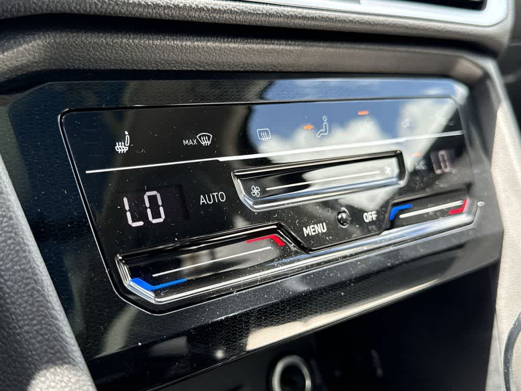 Thumbnail: 2026 Volkswagen Taos - 20