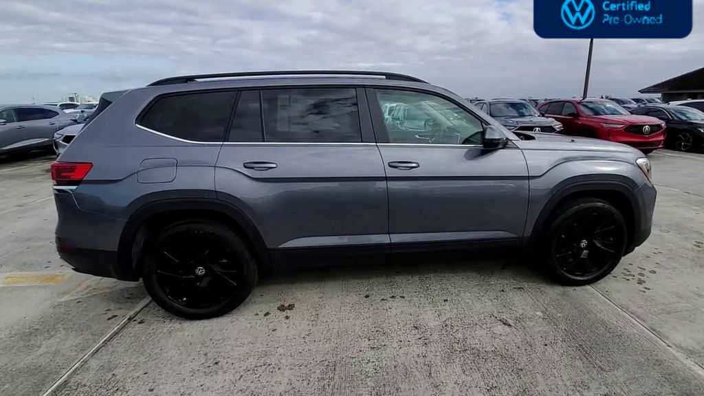 Thumbnail: 2024 Volkswagen Atlas - 9