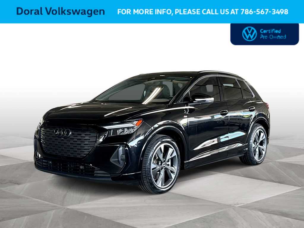 Thumbnail: 2024 Audi Q4 e-tron - 4