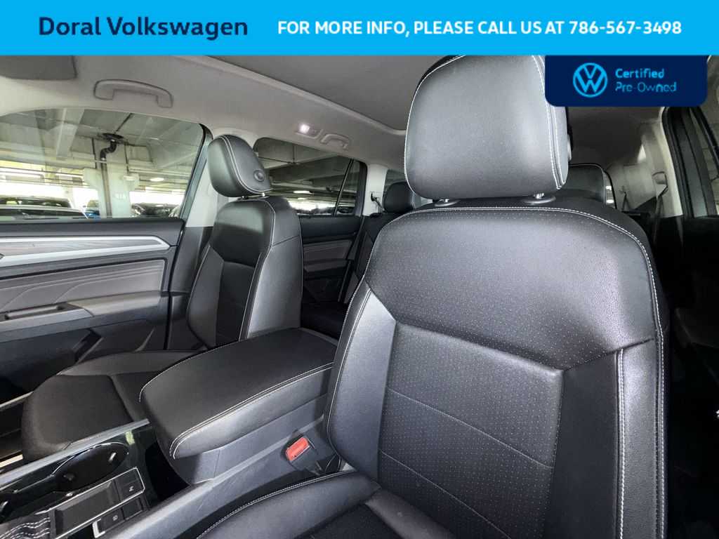 Thumbnail: 2023 Volkswagen Atlas - 14