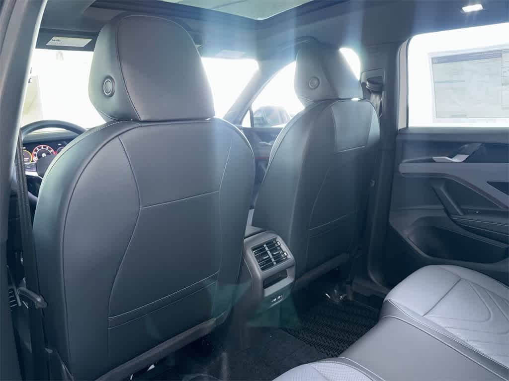 Thumbnail: 2026 Volkswagen Tiguan - 23