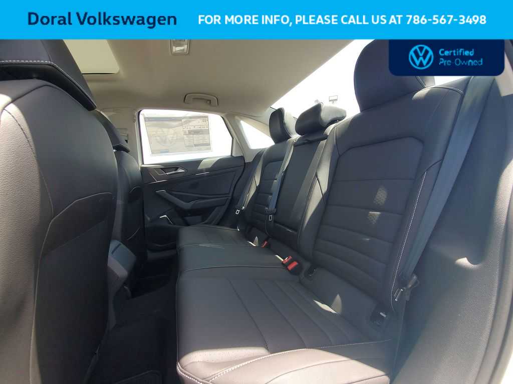 Thumbnail: 2023 Volkswagen Jetta - 27