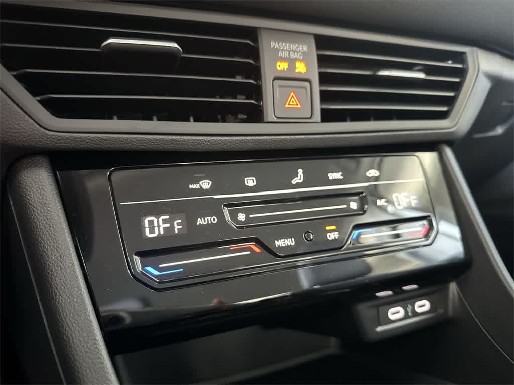 Thumbnail: 2025 Volkswagen Jetta - 20