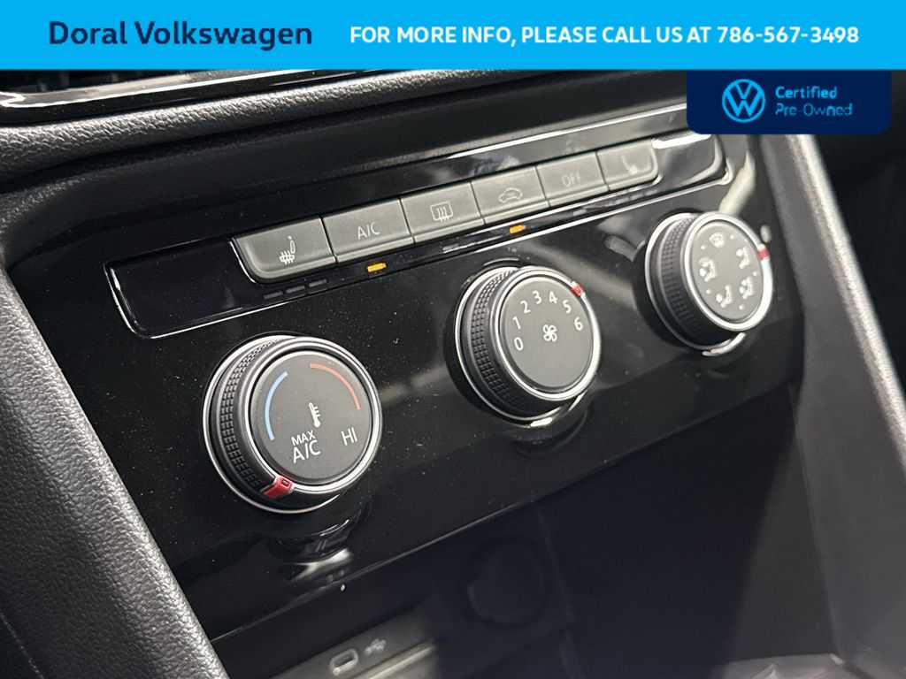 Thumbnail: 2023 Volkswagen Taos - 20