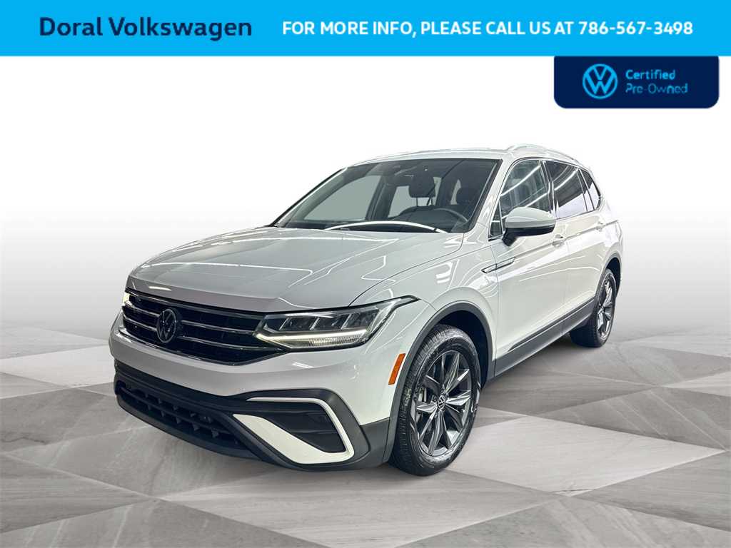 Thumbnail: 2022 Volkswagen Tiguan - 4
