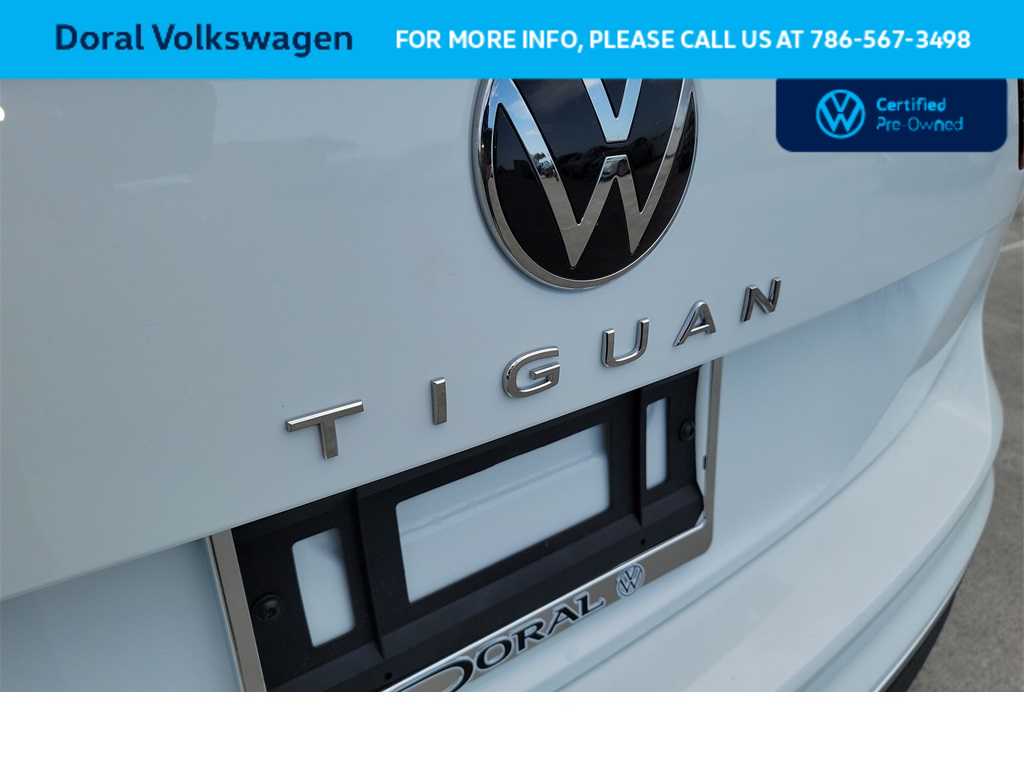 Thumbnail: 2023 Volkswagen Tiguan - 14