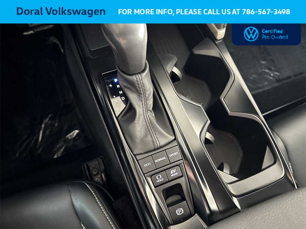 Thumbnail: 2025 Toyota Camry - 21