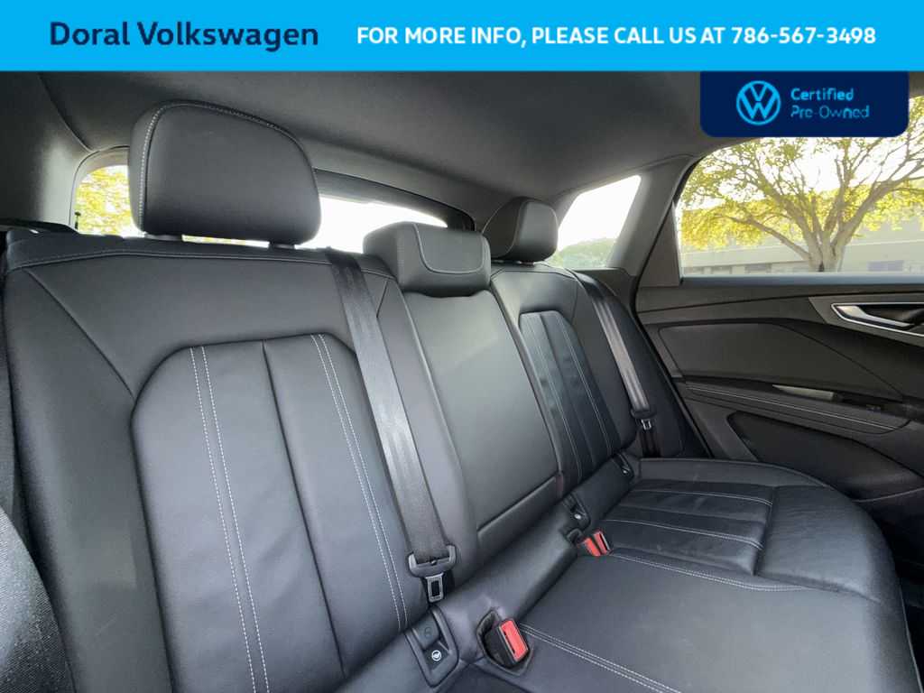 Thumbnail: 2023 Audi Q4 e-tron - 26