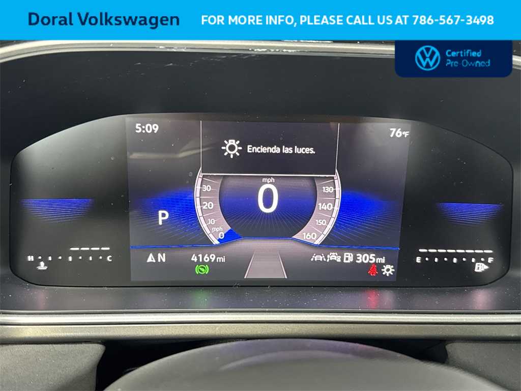 Thumbnail: 2025 Volkswagen Taos - 16