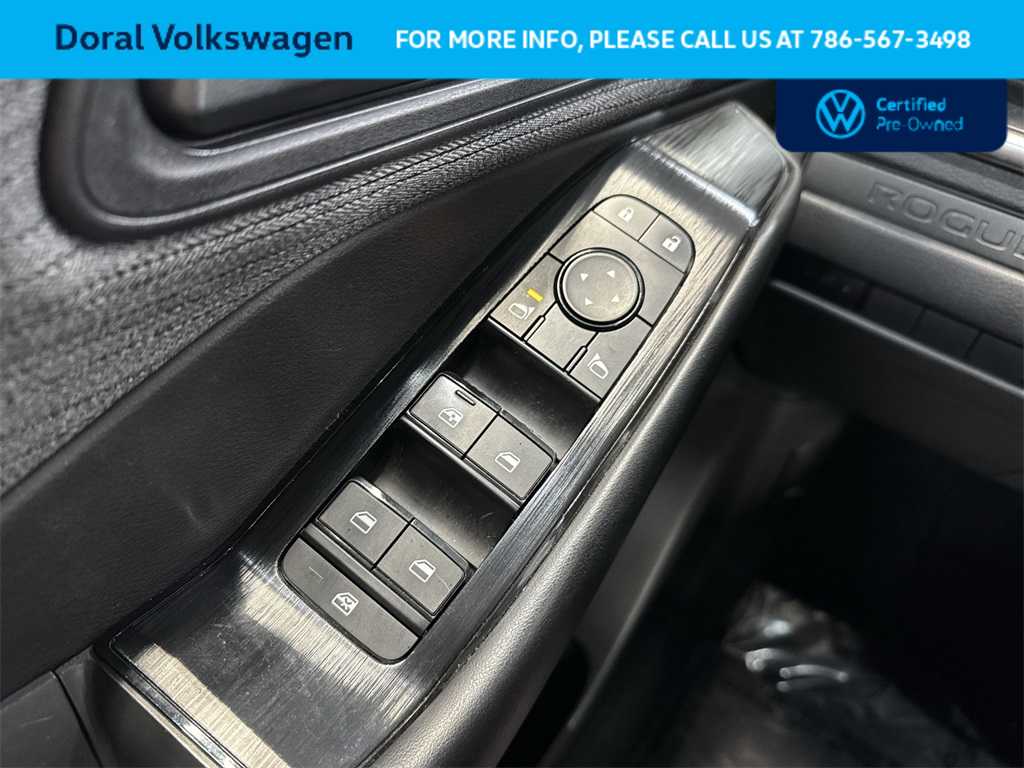 Thumbnail: 2023 Nissan Rogue - 17