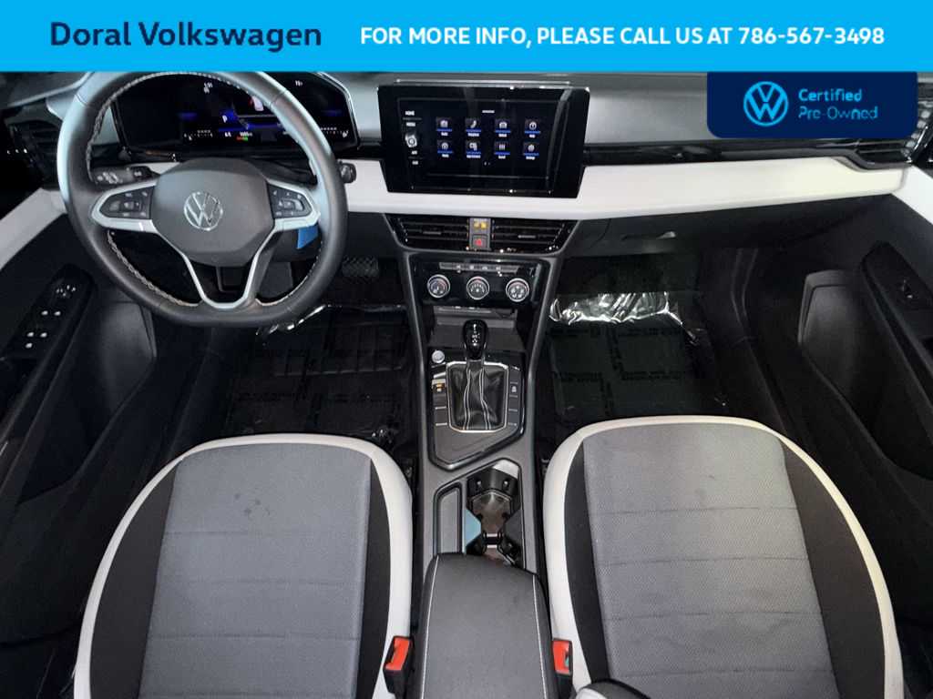 Thumbnail: 2025 Volkswagen Taos - 24