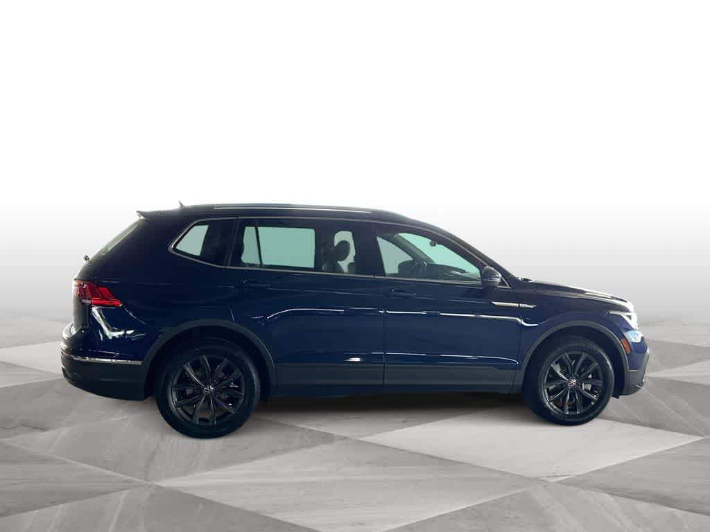 Thumbnail: 2024 Volkswagen Tiguan - 9