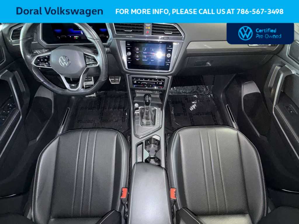 Thumbnail: 2022 Volkswagen Tiguan - 23