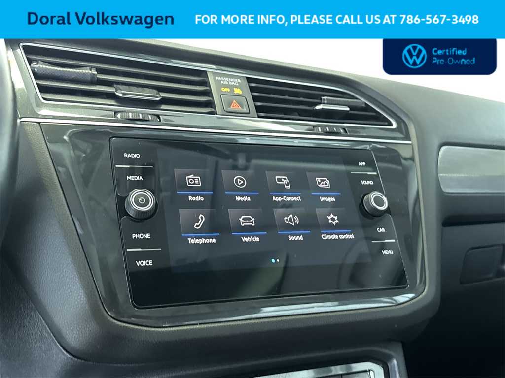 Thumbnail: 2019 Volkswagen Tiguan - 18