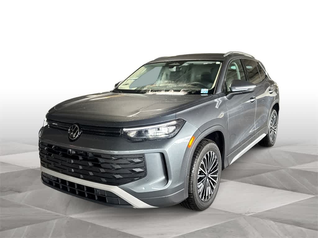 Thumbnail: 2025 Volkswagen Tiguan - 1