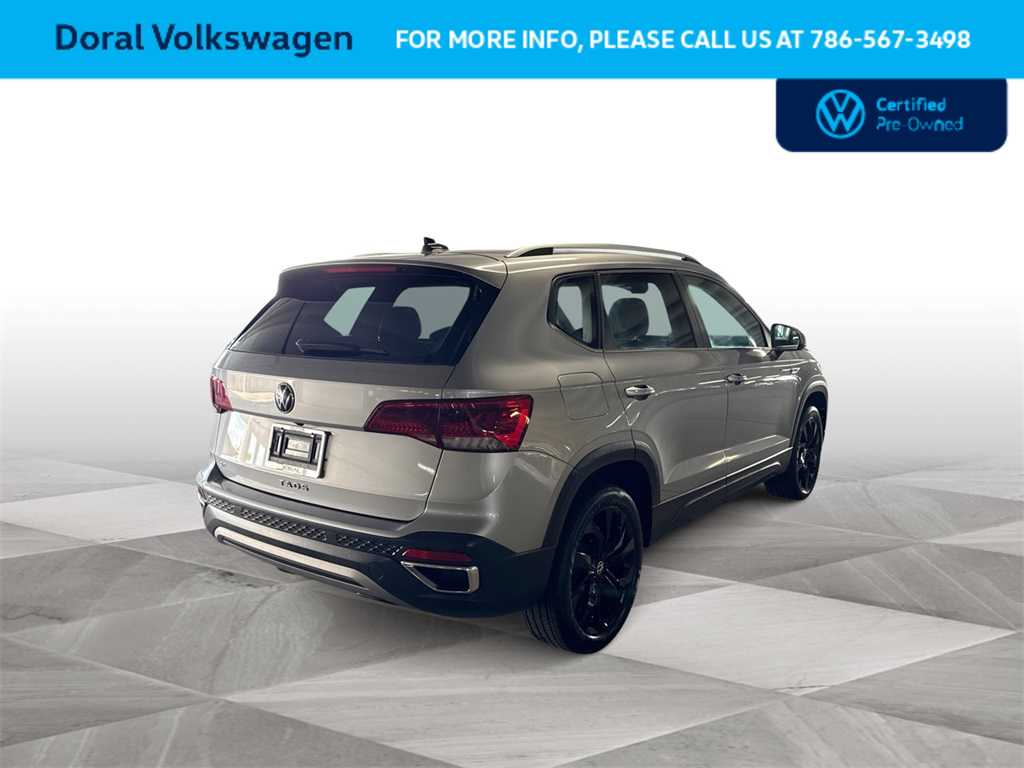 Thumbnail: 2023 Volkswagen Taos - 8