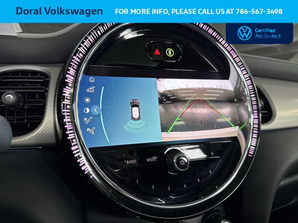 Thumbnail: 2023 MINI Cooper Hardtop - 19