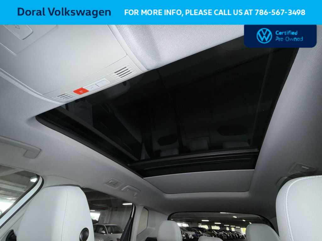 Thumbnail: 2025 Volkswagen Taos - 17