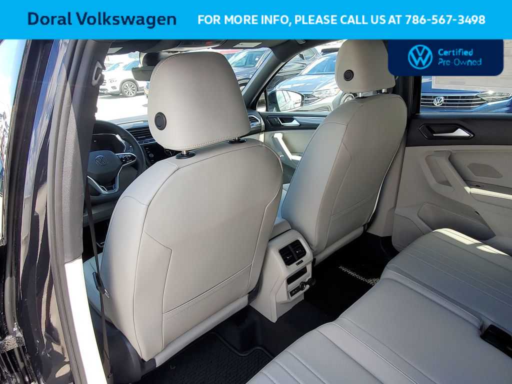 Thumbnail: 2023 Volkswagen Tiguan - 28