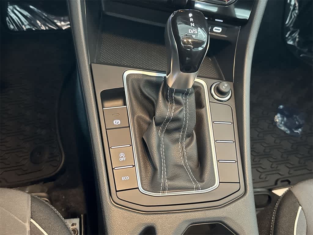 Thumbnail: 2026 Volkswagen Jetta - 21