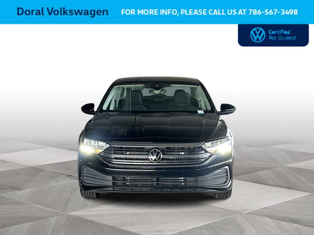 Thumbnail: 2023 Volkswagen Jetta - 3