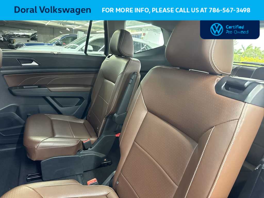 Thumbnail: 2022 Volkswagen Atlas - 22