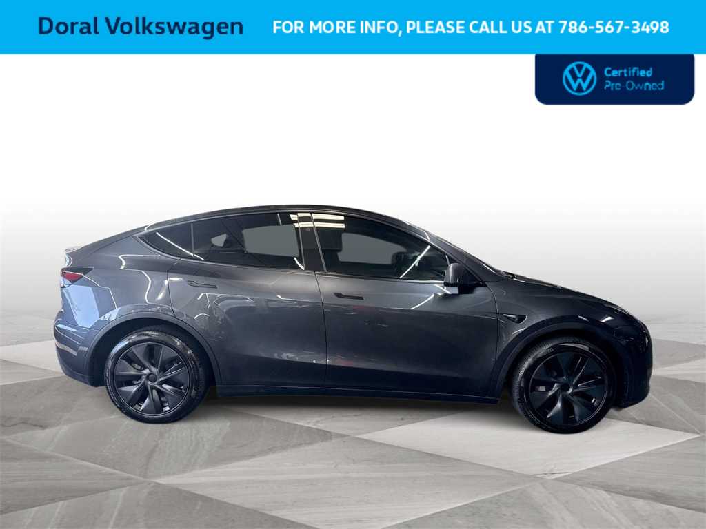 Thumbnail: 2025 Tesla Model Y - 9