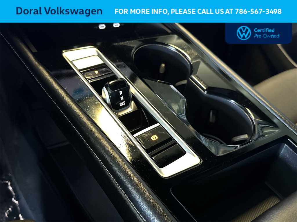 2024 Volkswagen Atlas SEL 21