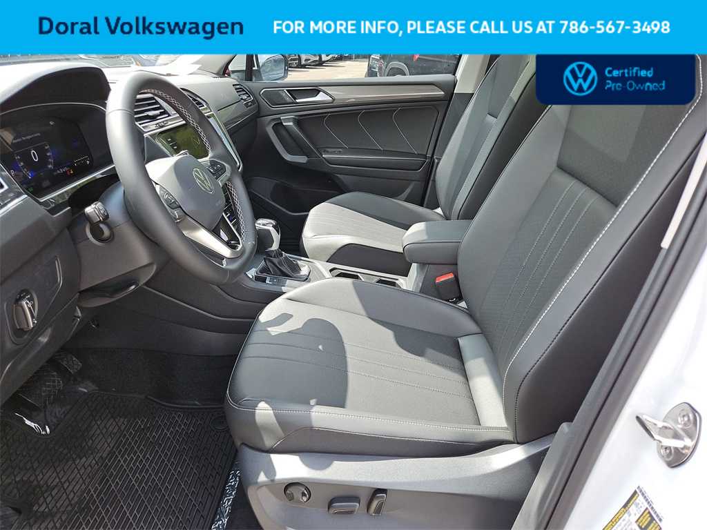 Thumbnail: 2024 Volkswagen Tiguan - 20
