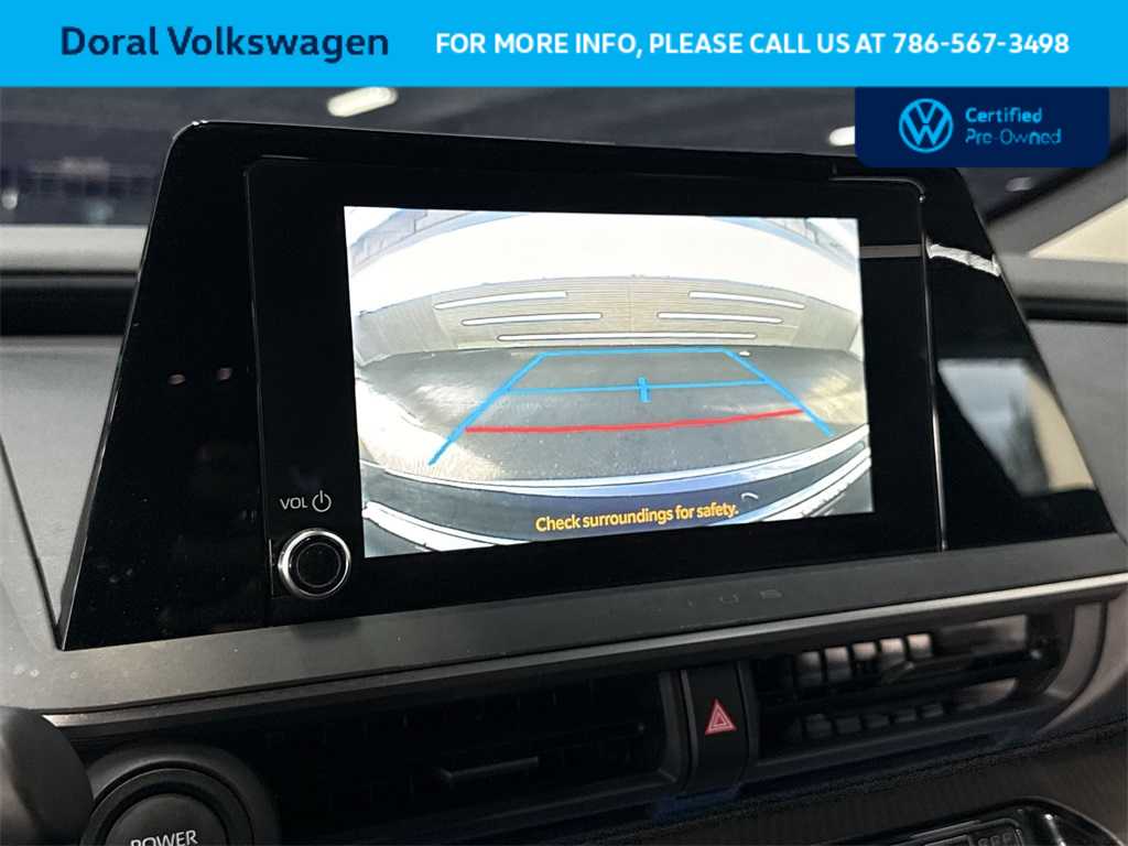 Thumbnail: 2024 Toyota Prius - 19