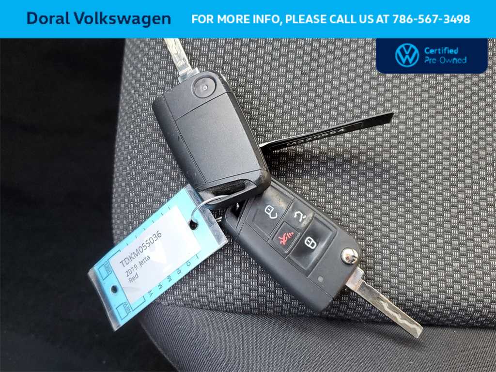 Thumbnail: 2019 Volkswagen Jetta - 32