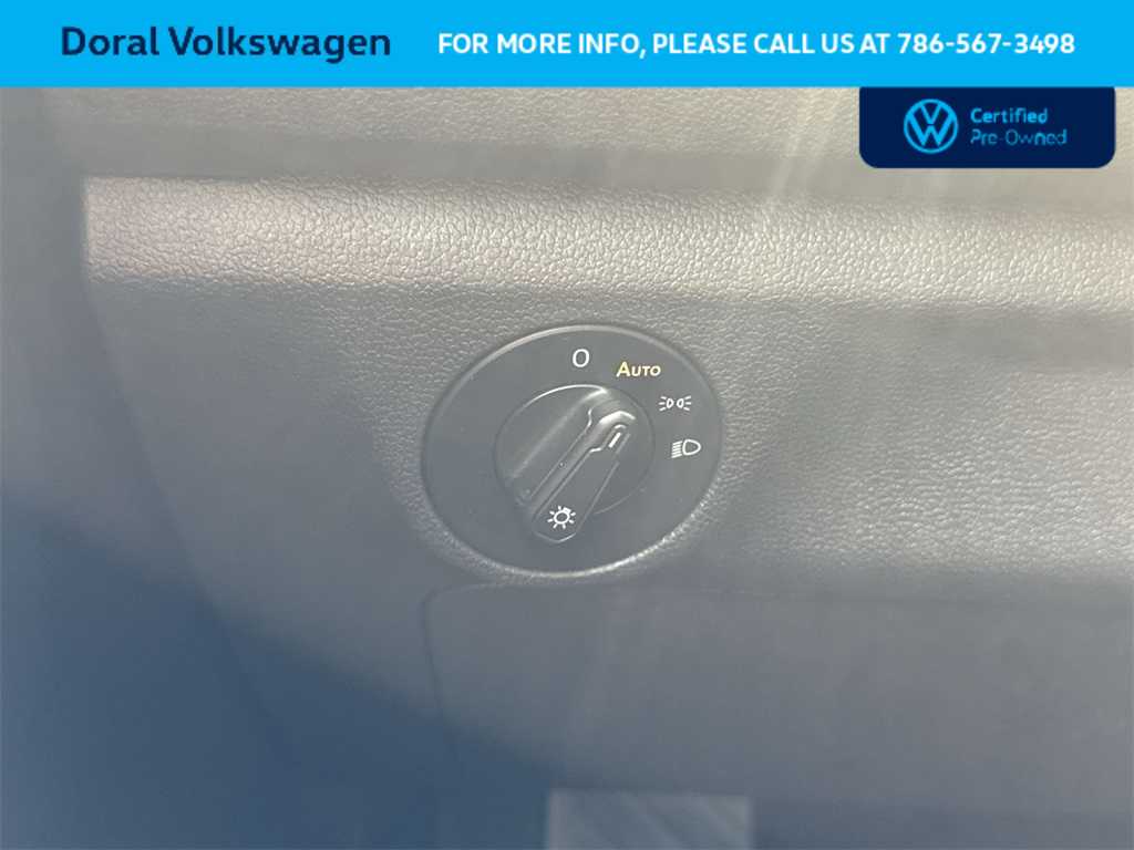 Thumbnail: 2019 Volkswagen Jetta - 17