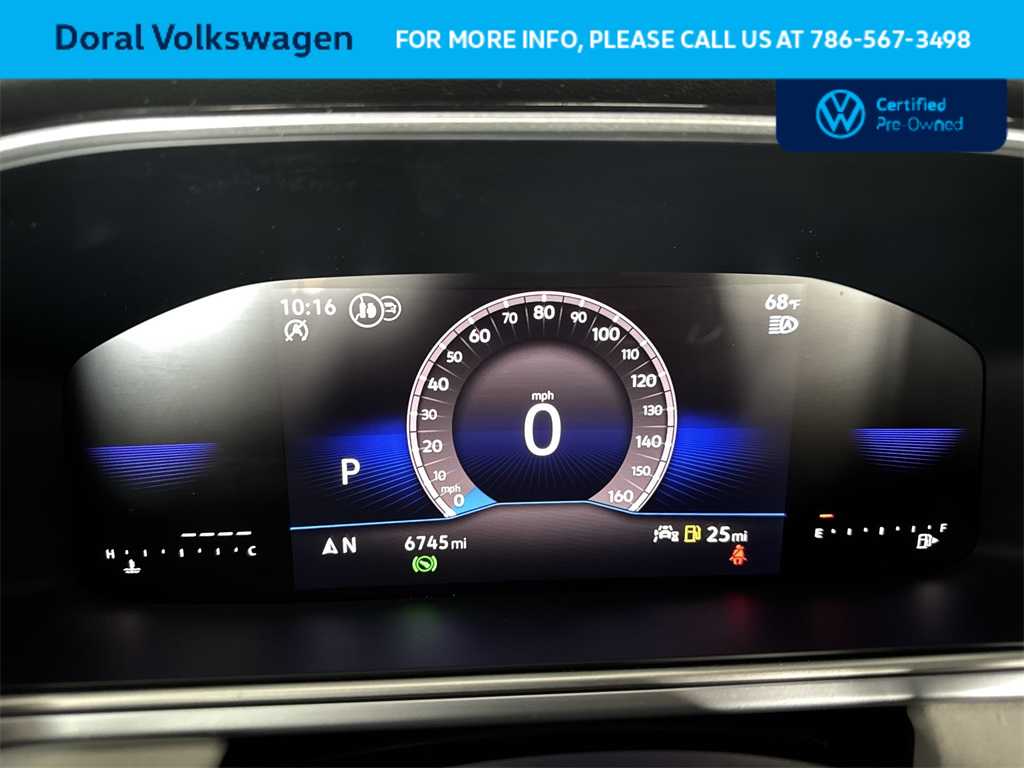 Thumbnail: 2025 Volkswagen Taos - 16